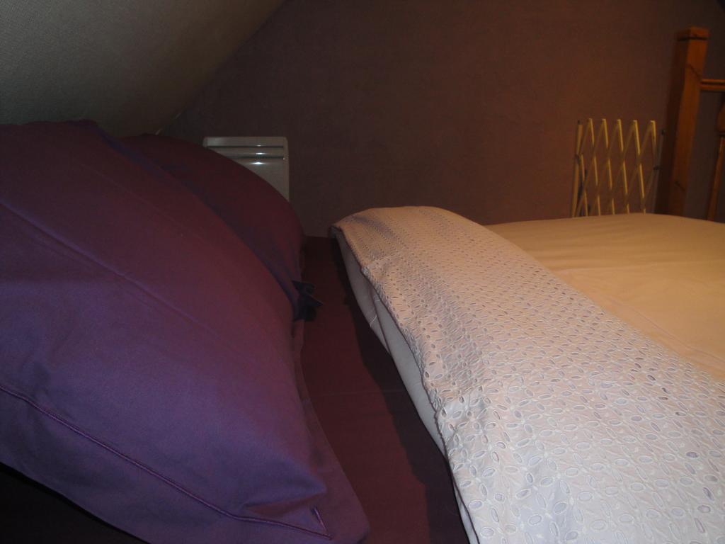 Gîtes Les Colombages Fatouville-Grestain Chambre photo